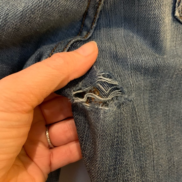 Lucky Brand Boyfriend Cut Jeans - Picture 4 of 4